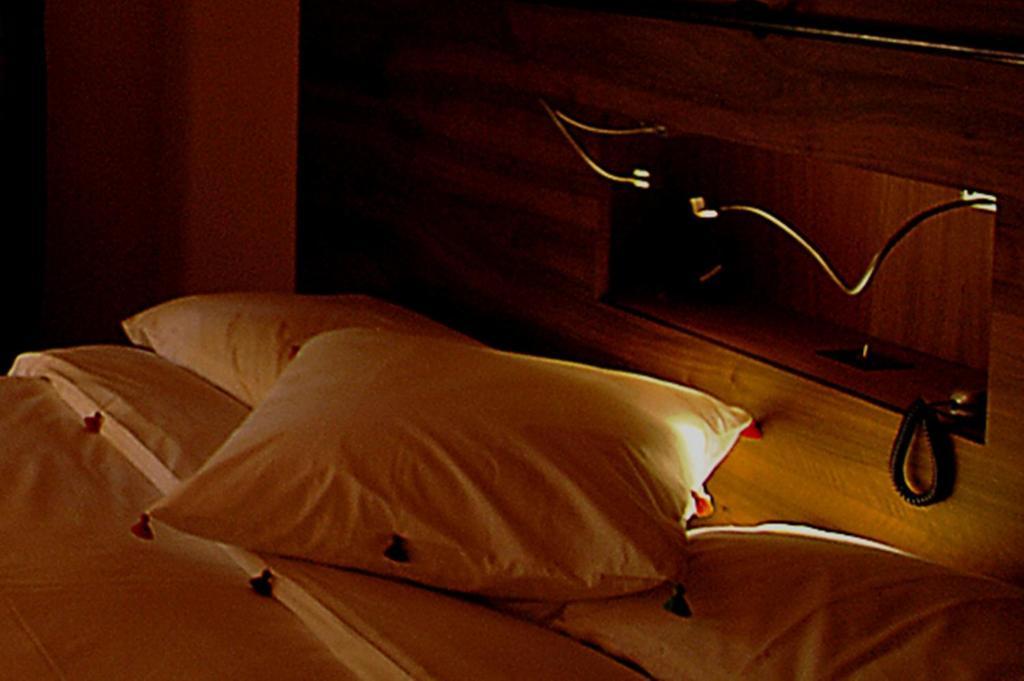 Chateau Le Rosey Hotell Nyon Rum bild